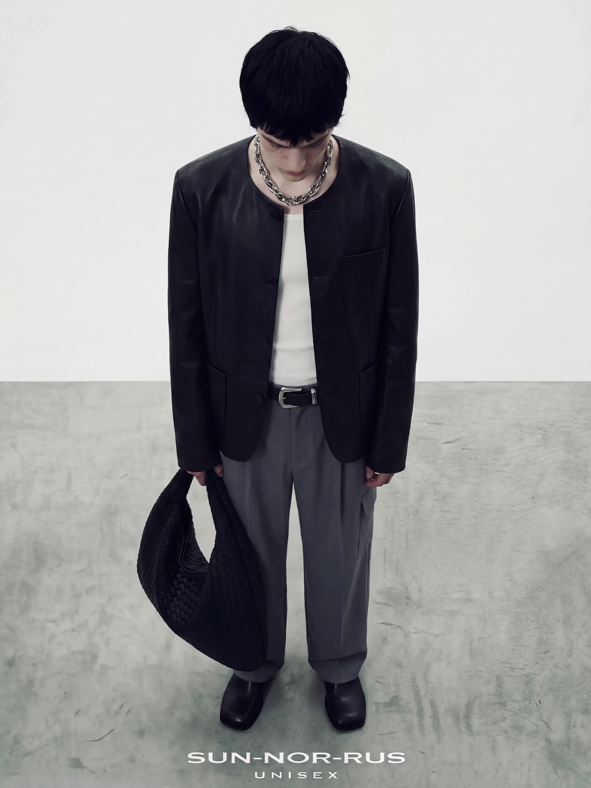 DOUBLE-PLEATED TAILORED PANT IN VIRGIN WOOL