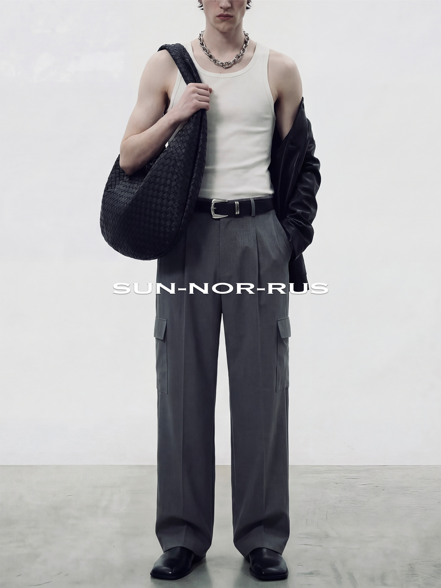 DOUBLE-PLEATED TAILORED PANT IN VIRGIN WOOL