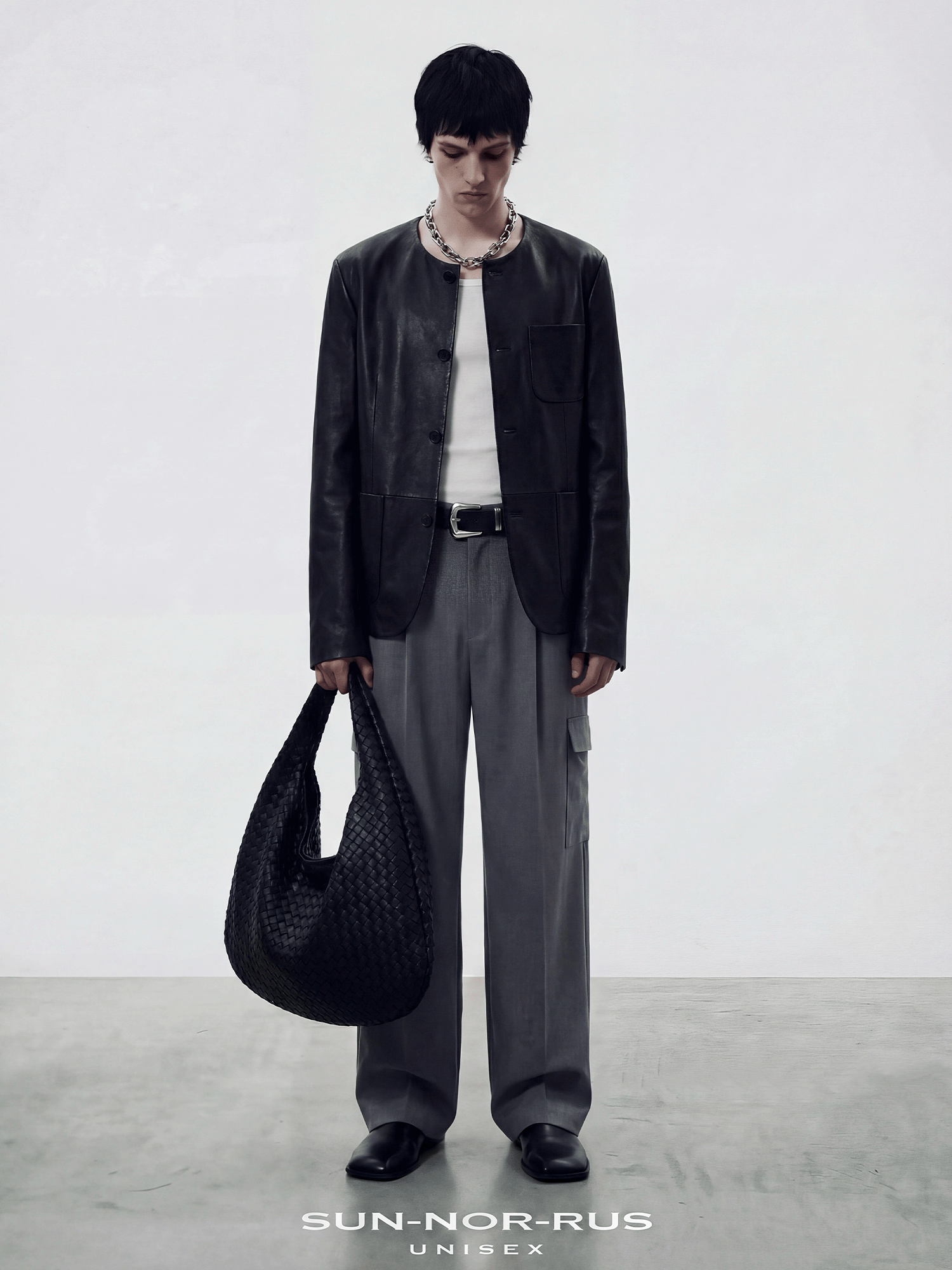 DOUBLE-PLEATED TAILORED PANT IN VIRGIN WOOL