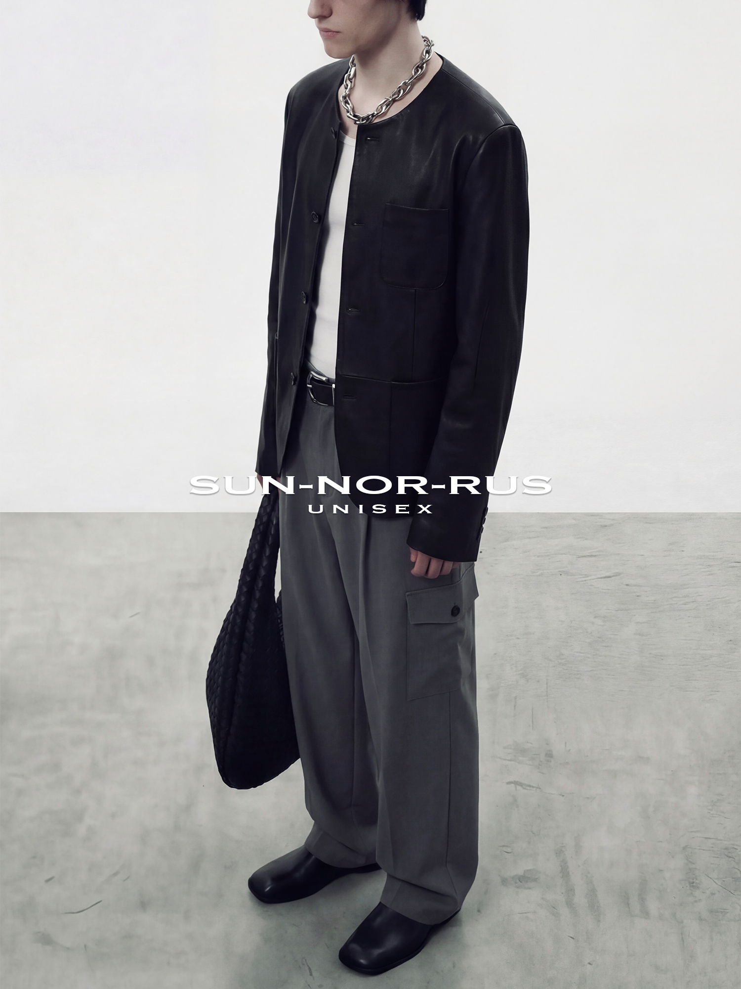 DOUBLE-PLEATED TAILORED PANT IN VIRGIN WOOL